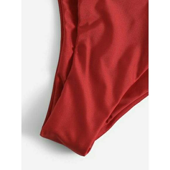 🔥FINAL SALE🔥 Ruffle Front Halted Bikini Set - Picture 4 of 8